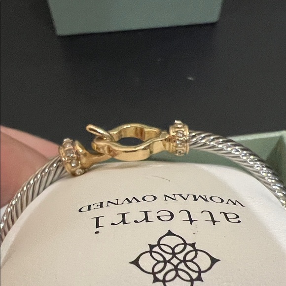 Atterri | Two-Tone Bracelet - Picture 9 of 13